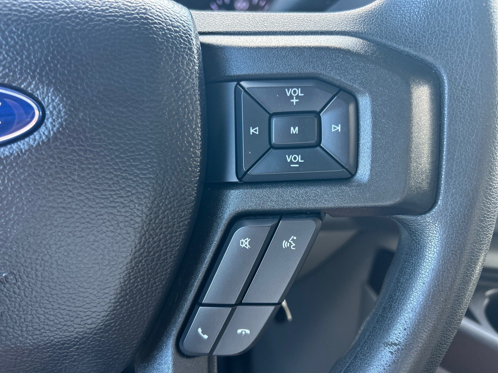Certified 2021 Ford E-350 and Econoline 350 Super Duty w/ Power Windows & Locks Group RWD image 17