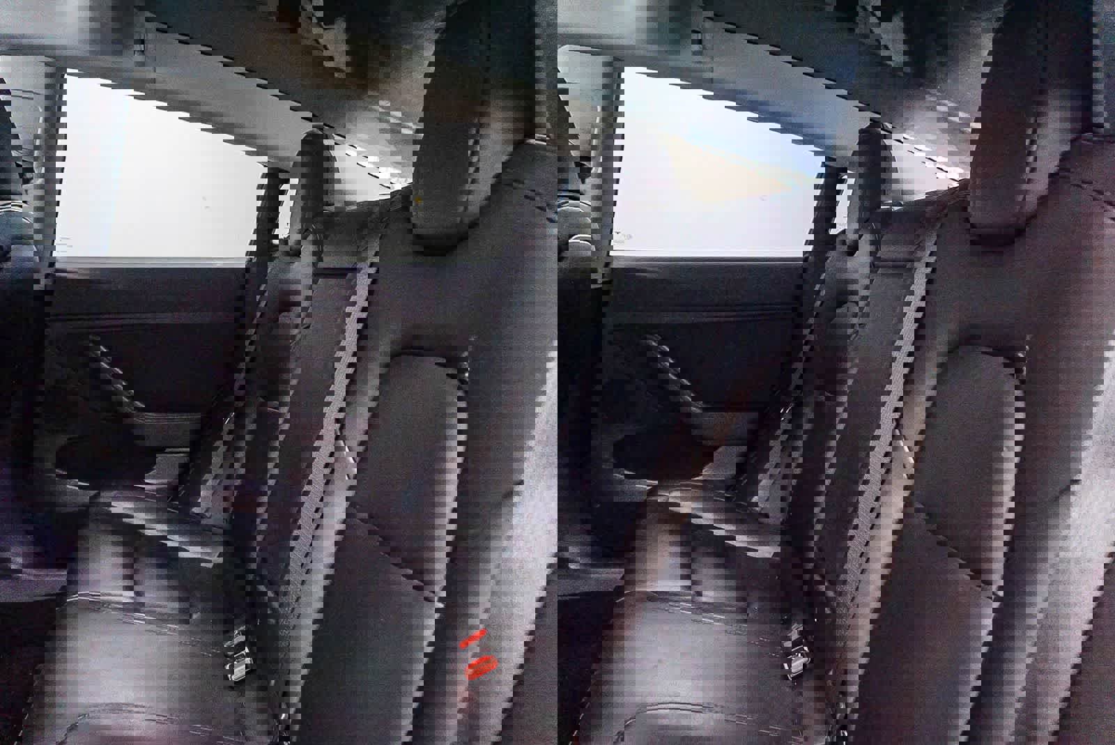 Used 2023 Tesla Model 3 Standard Range image 18