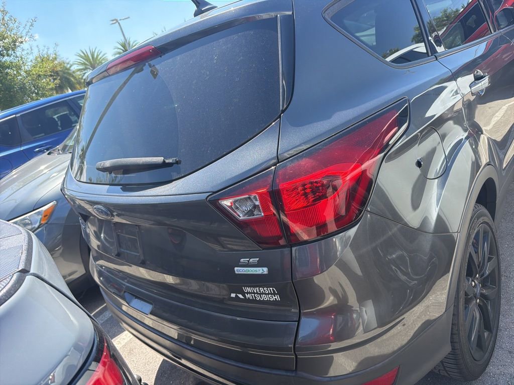Used 2019 Ford Escape SE image 7