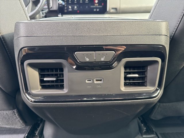 Used 2024 GMC Sierra 2500 AT4 w/ AT4 Premium Plus Package image 15