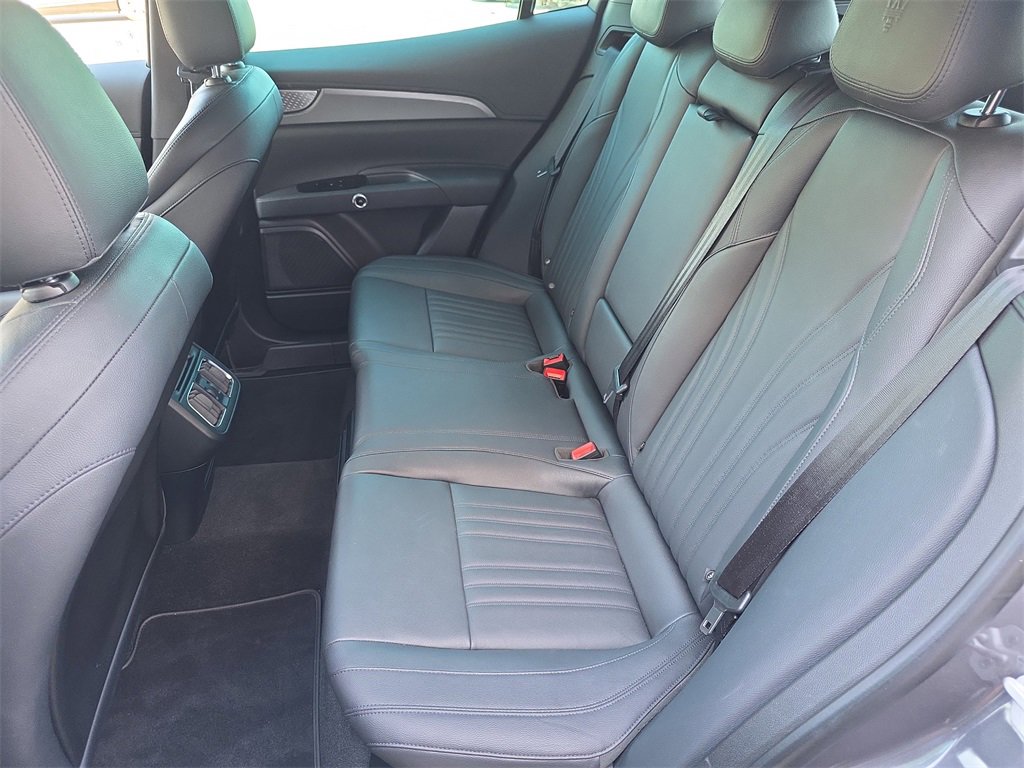 Used 2023 Maserati Grecale GT image 19