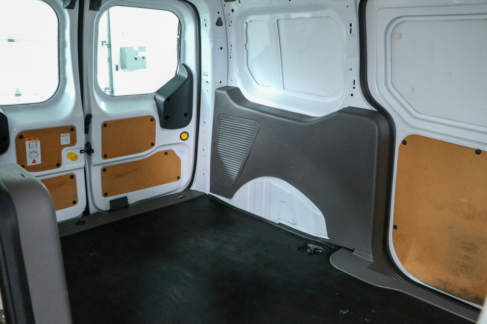 Used 2019 Ford Transit Connect XL FWD image 27