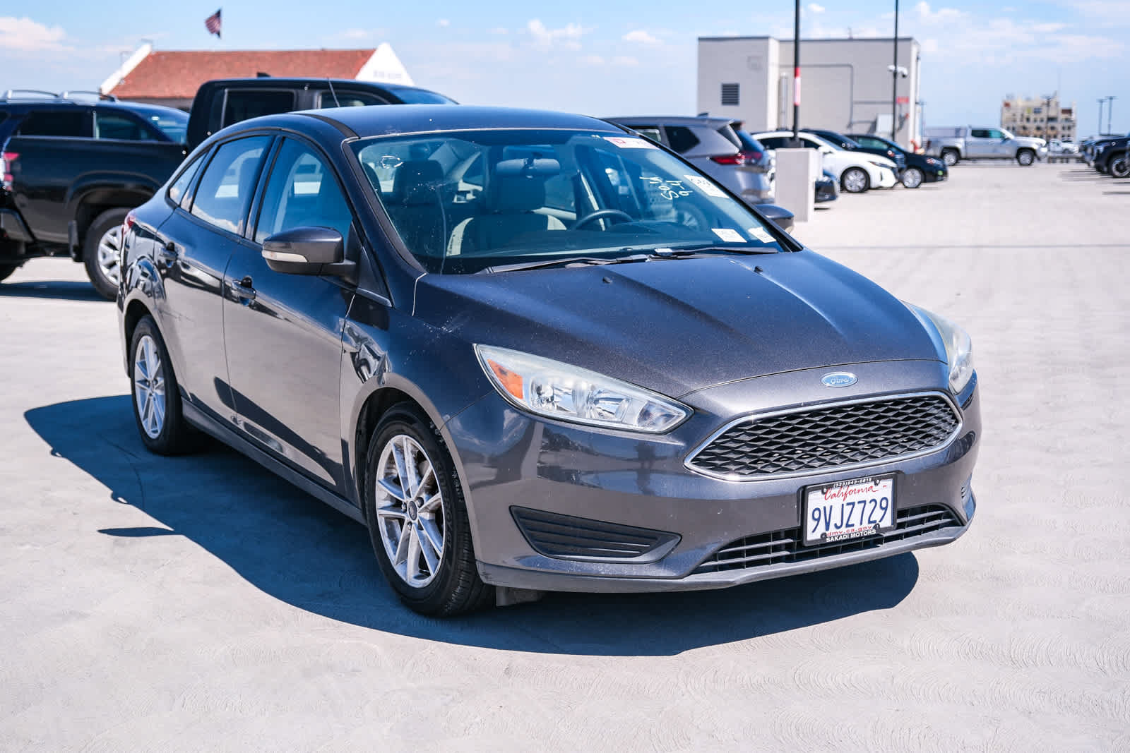 Used 2015 Ford Focus SE FWD image 3