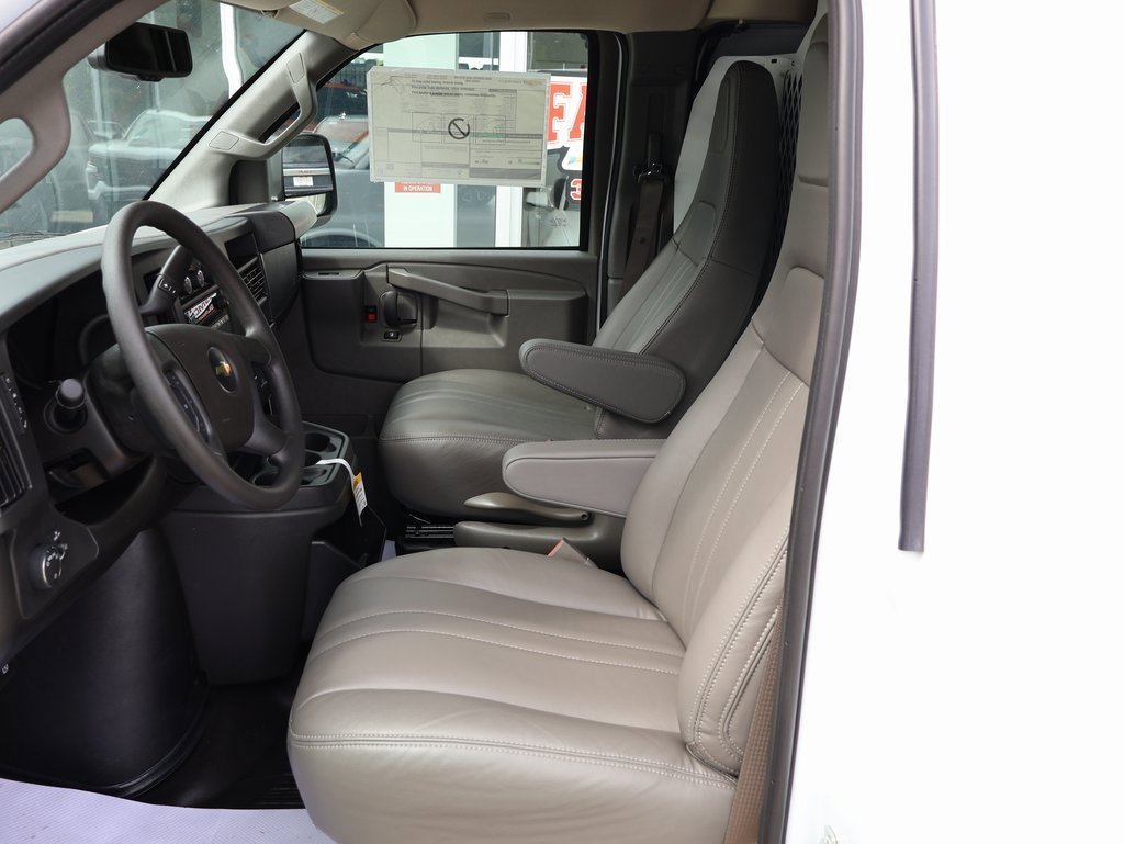 New 2025 Chevrolet Express 3500 Extended w/ Driver Convenience Package image 14