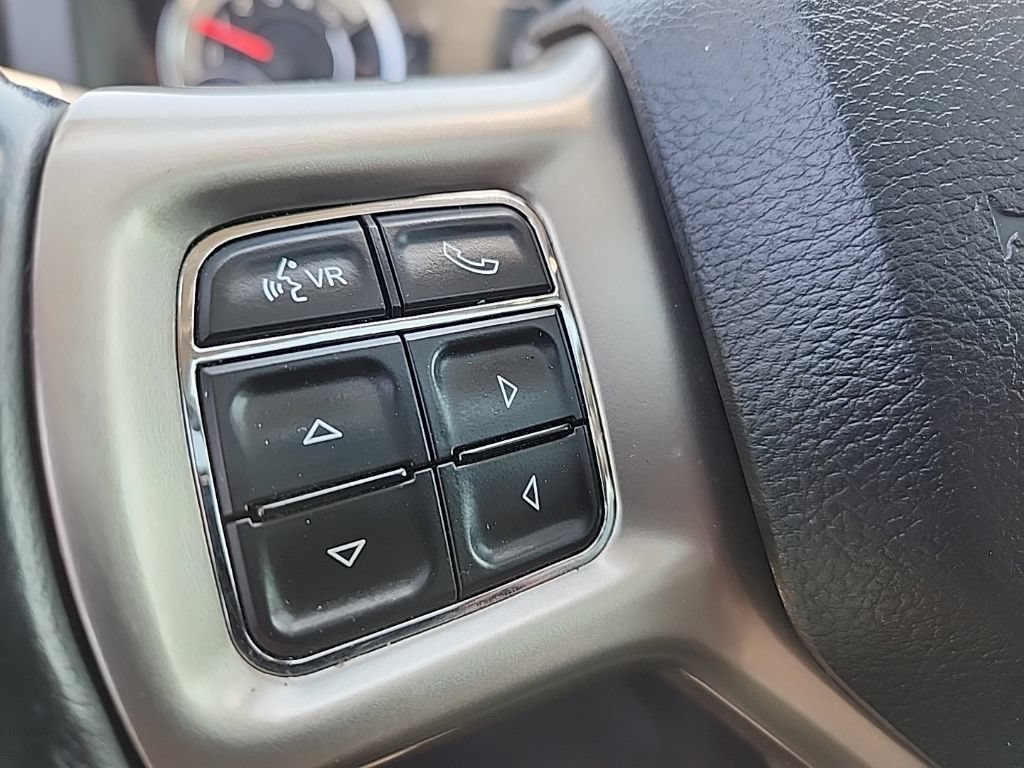 Used 2017 RAM 2500 Laramie w/ Convenience Group AWD/4WD image 10