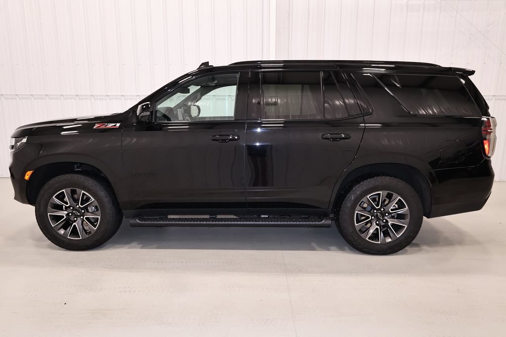 Used 2023 Chevrolet Tahoe Z71 w/ Luxury Package AWD/4WD image 6
