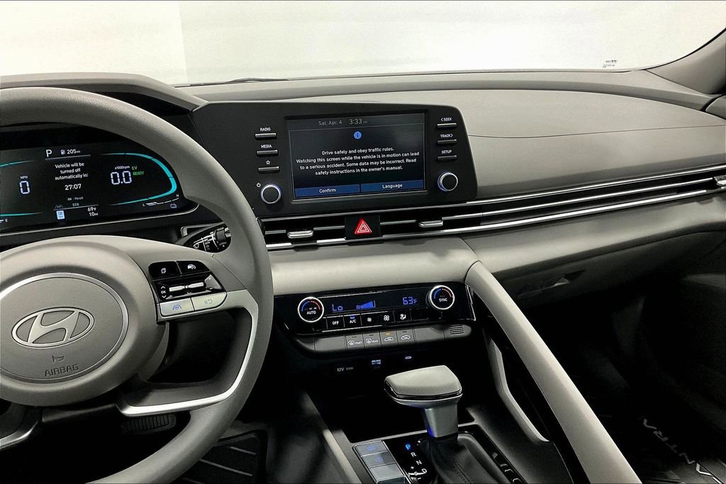 New 2026 Hyundai Elantra Blue FWD image 17