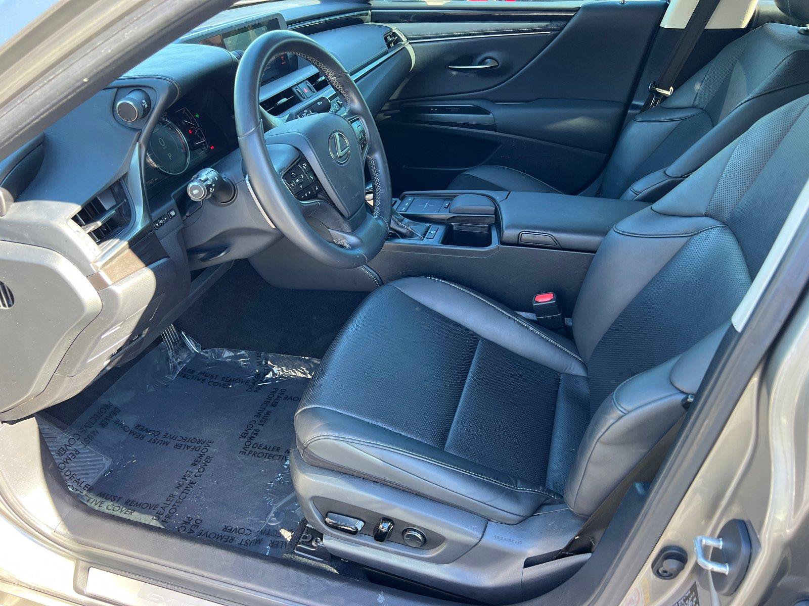 Used 2019 Lexus ES 350 w/ Accessory Package FWD image 9