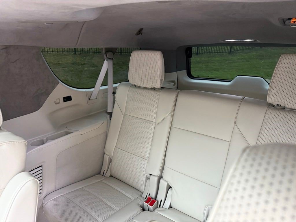 Certified 2025 Cadillac Escalade ESV Sport Platinum w/ LPO, ONYX Package AWD/4WD image 28