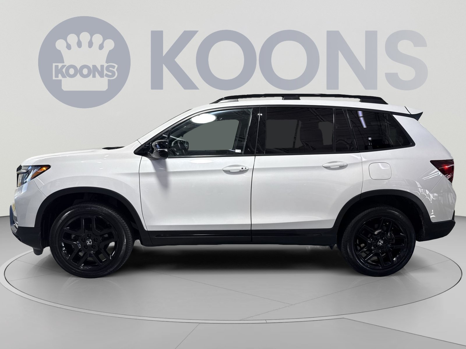Used 2025 Honda Passport Black Edition image 7