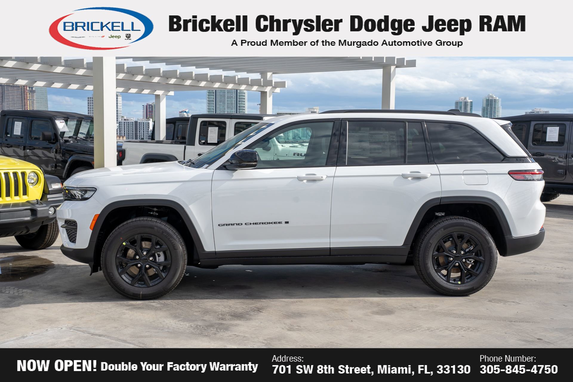 New 2025 Jeep Grand Cherokee Altitude image 8