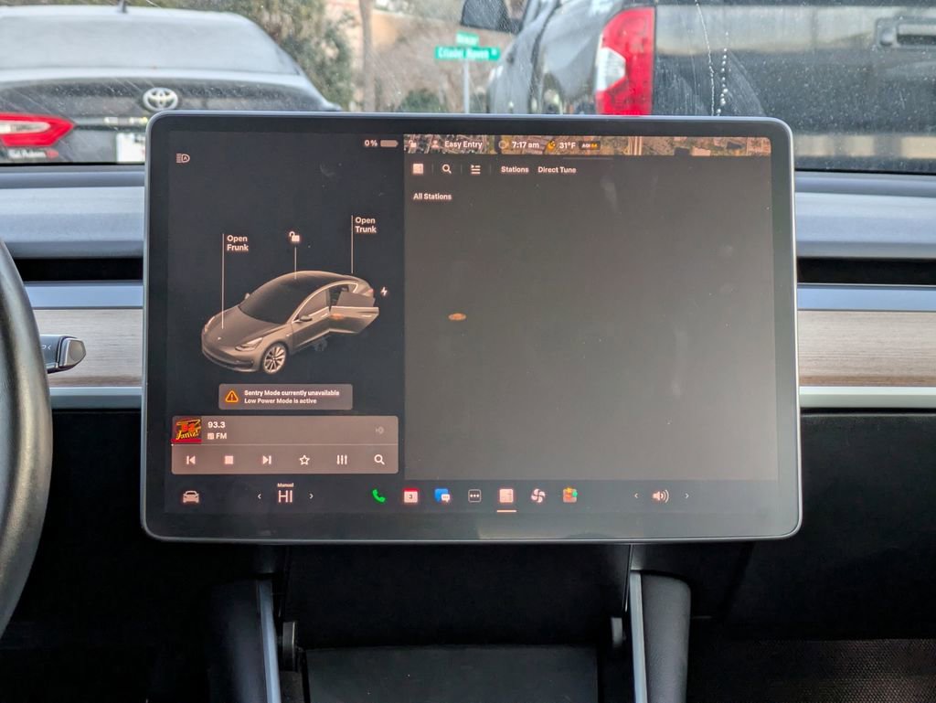 Used 2018 Tesla Model 3 Long Range image 18