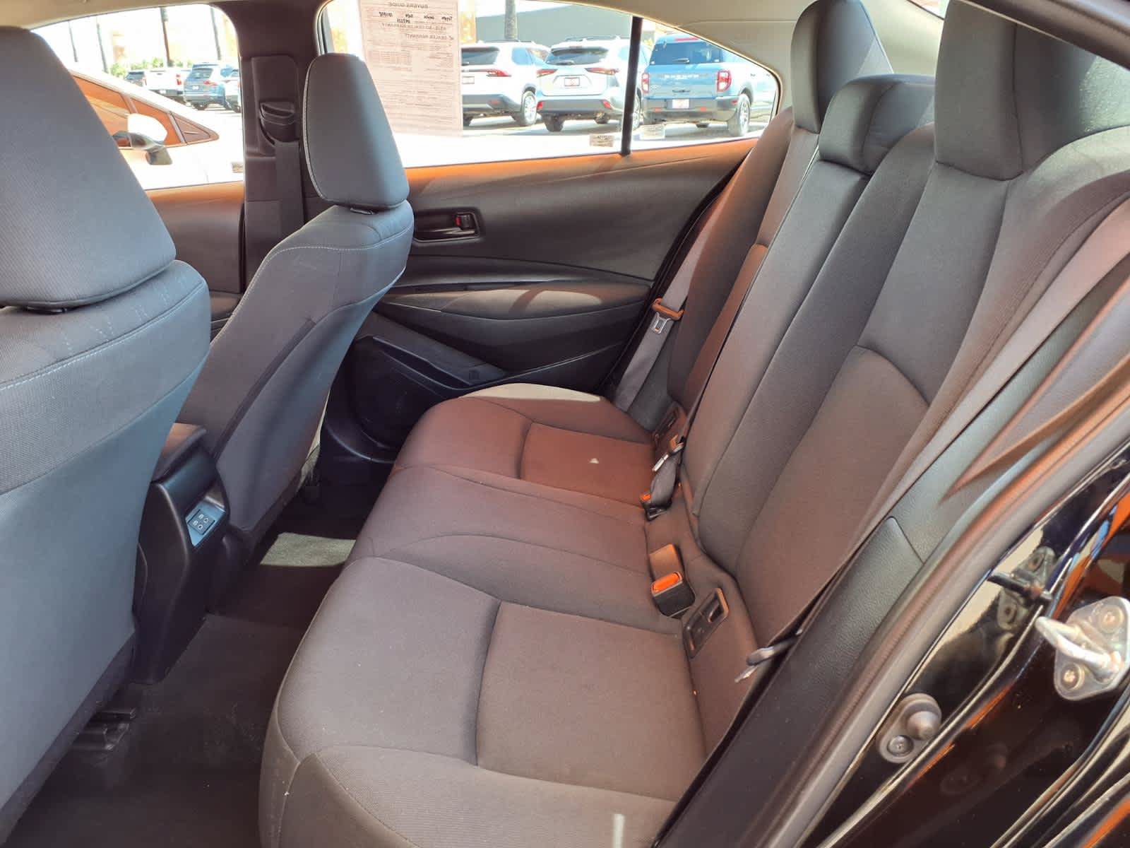 Used 2024 Toyota Corolla LE FWD image 11