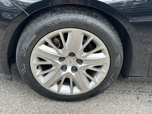 Used 2015 Chevrolet Impala LS w/ LS Convenience Package image 5