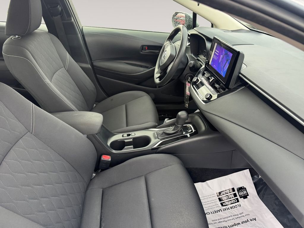 Used 2023 Toyota Corolla LE FWD image 15