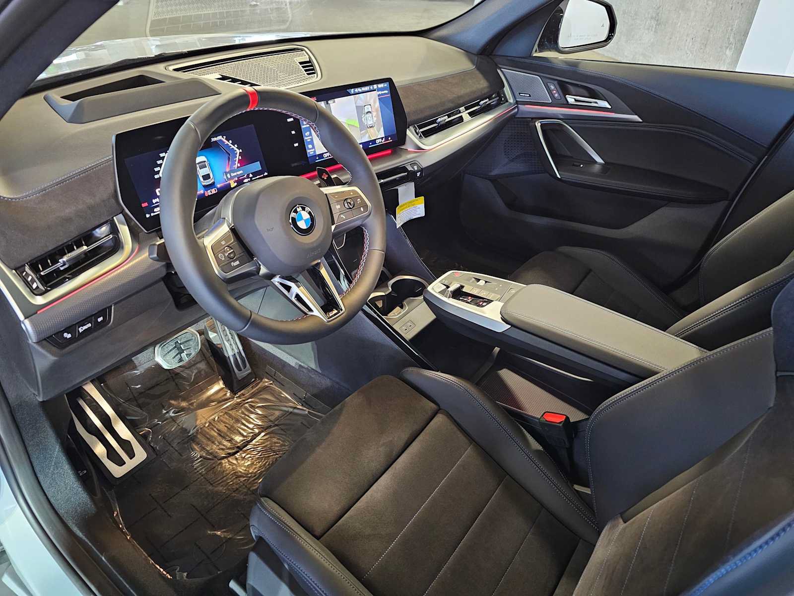 New 2026 BMW X2 M35i w/ Technology Package AWD/4WD image 2