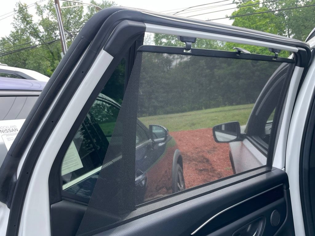 Used 2025 Honda Pilot Black Edition image 15