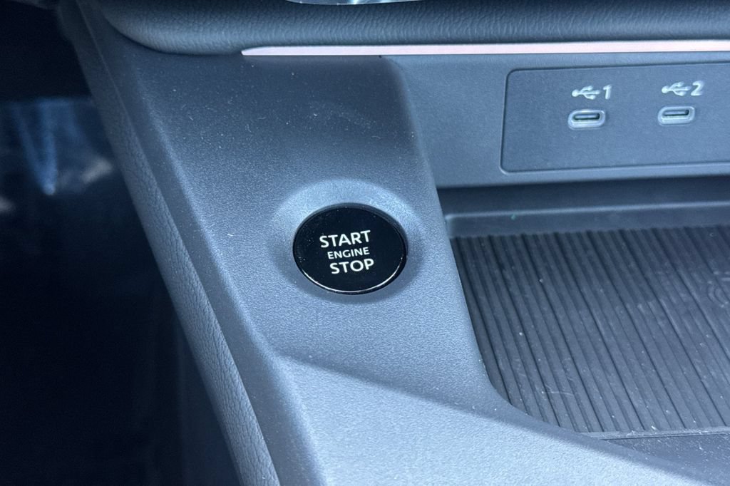 New 2026 Nissan Sentra SR w/ SR Premium Package FWD image 18