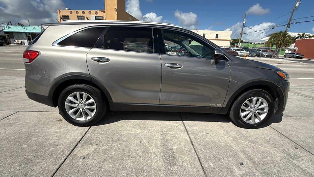 Used 2016 Kia Sorento LX w/ LX Convenience Package AWD/4WD image 15