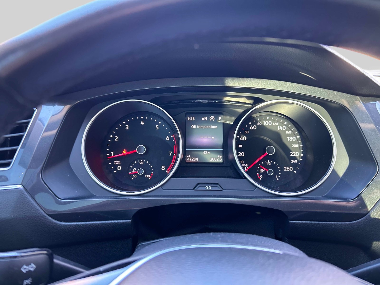 Used 2018 Volkswagen Tiguan SEL Premium AWD/4WD image 20