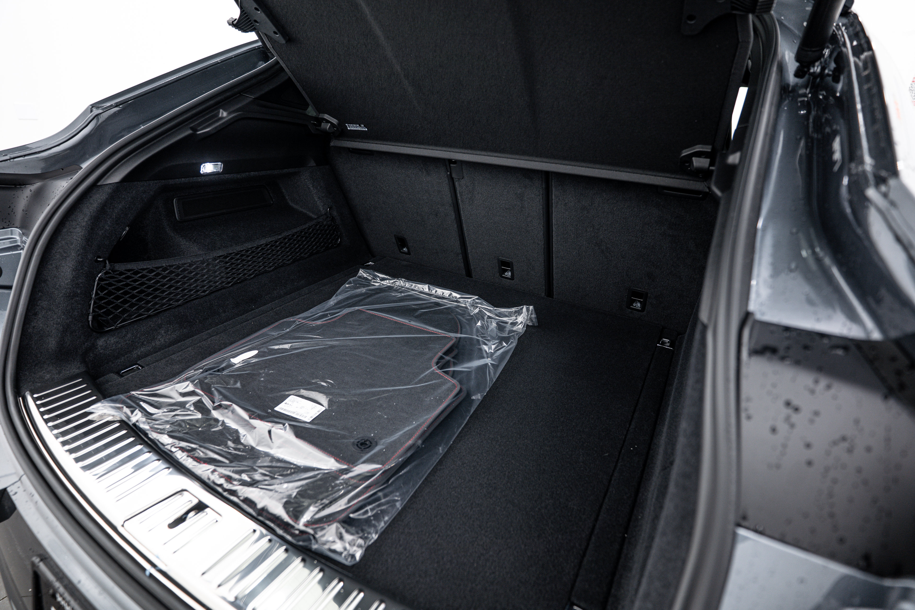 New 2026 Porsche Cayenne GTS AWD/4WD image 26