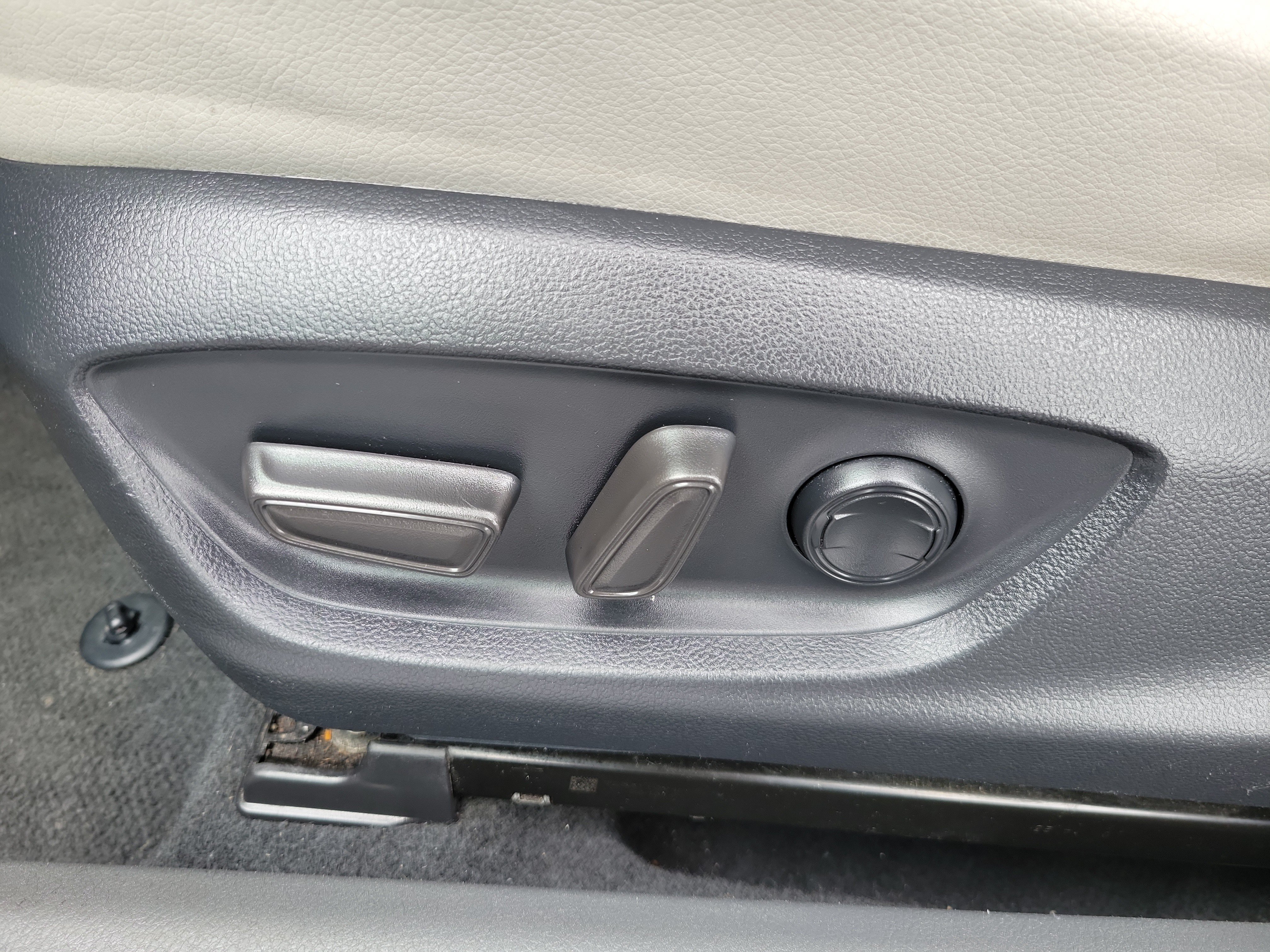 Certified 2024 Toyota Camry SE FWD image 20