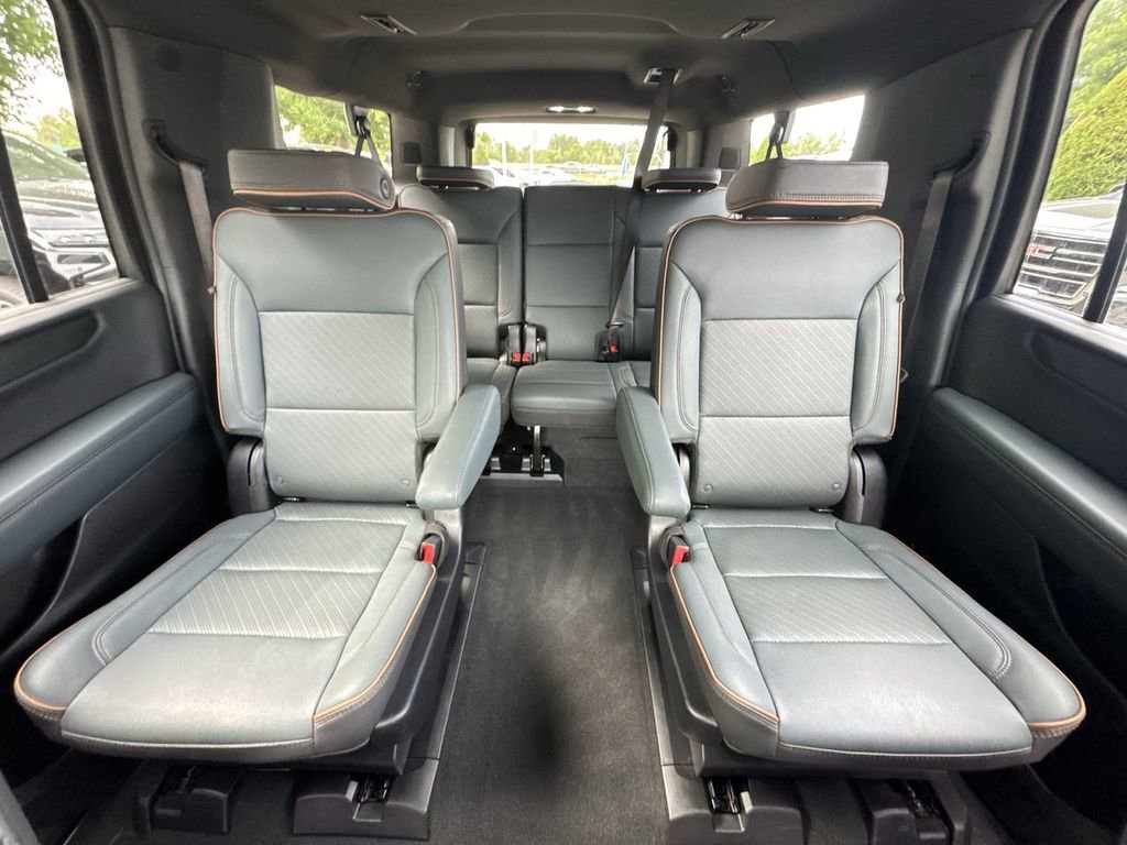 Used 2025 GMC Yukon XL AT4 w/ LPO, Floor Liner Package AWD/4WD image 29