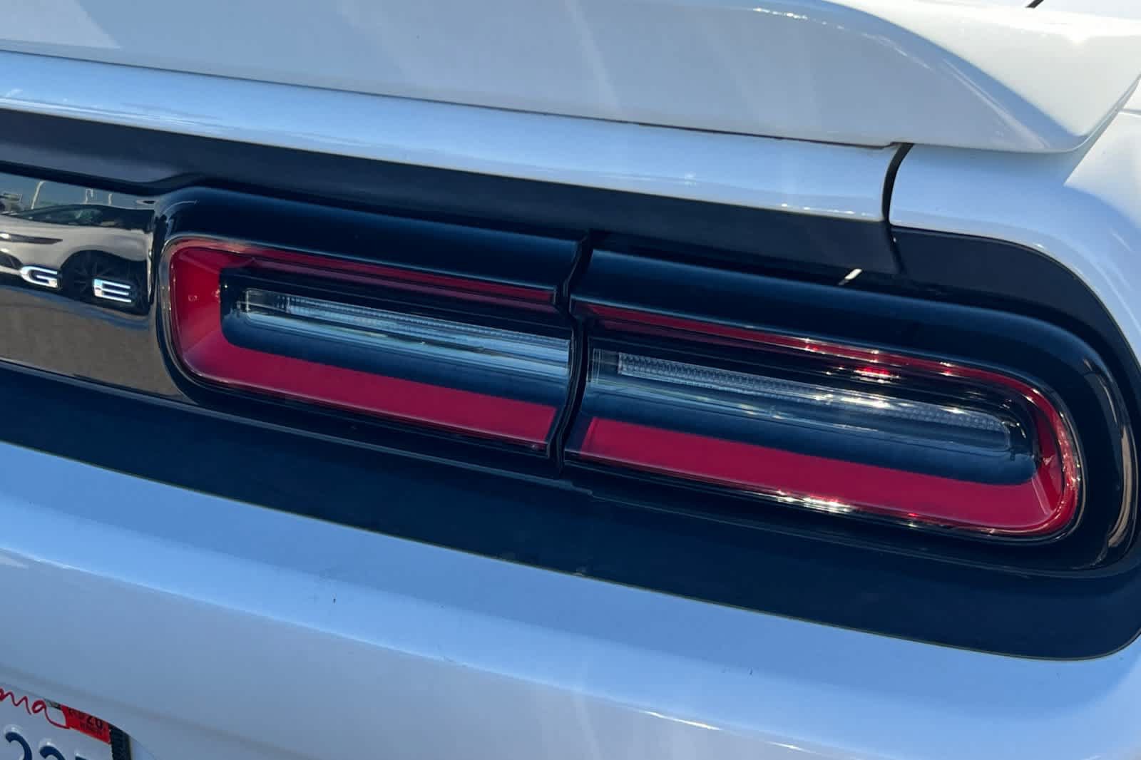 Used 2018 Dodge Challenger SXT RWD image 18