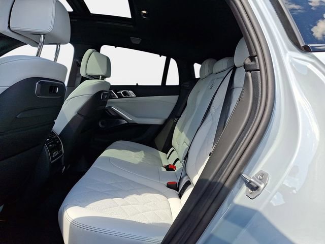 New 2027 BMW X6 M60i AWD/4WD image 9