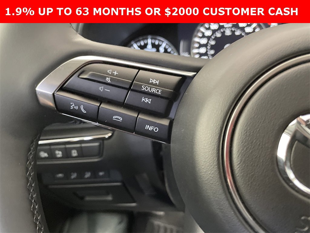 New 2025 MAZDA MAZDA3 2.5 Turbo Sedan w/Premium Plus image 17
