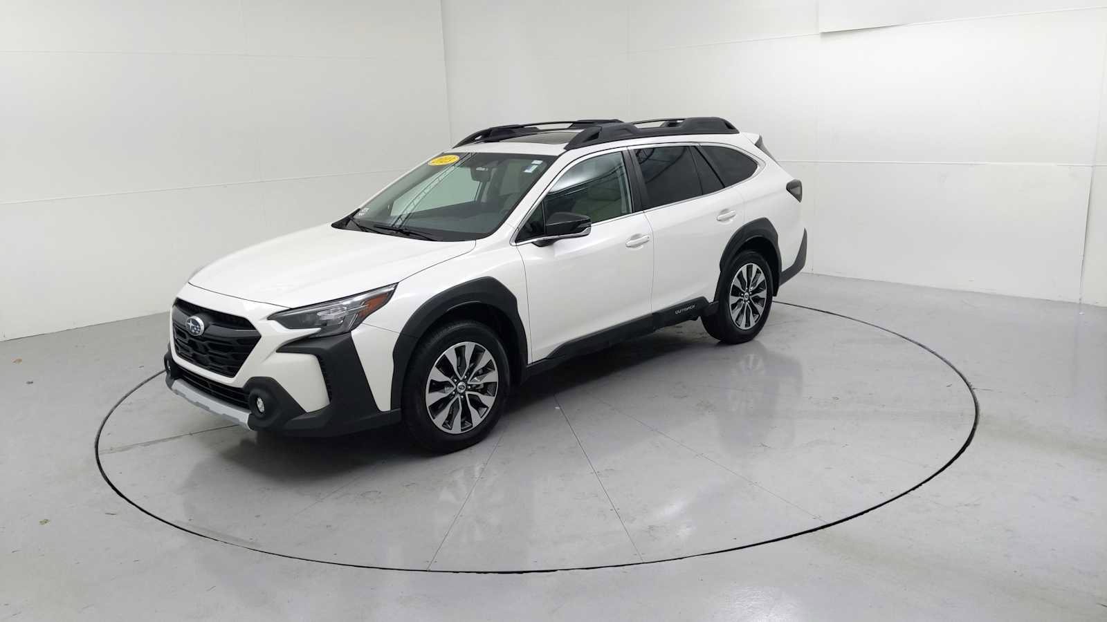 Certified 2023 Subaru Outback Limited AWD/4WD image 4