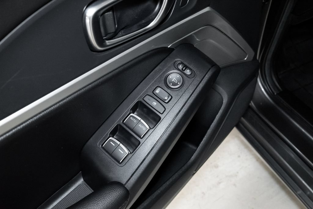 Used 2024 Acura Integra FWD image 9