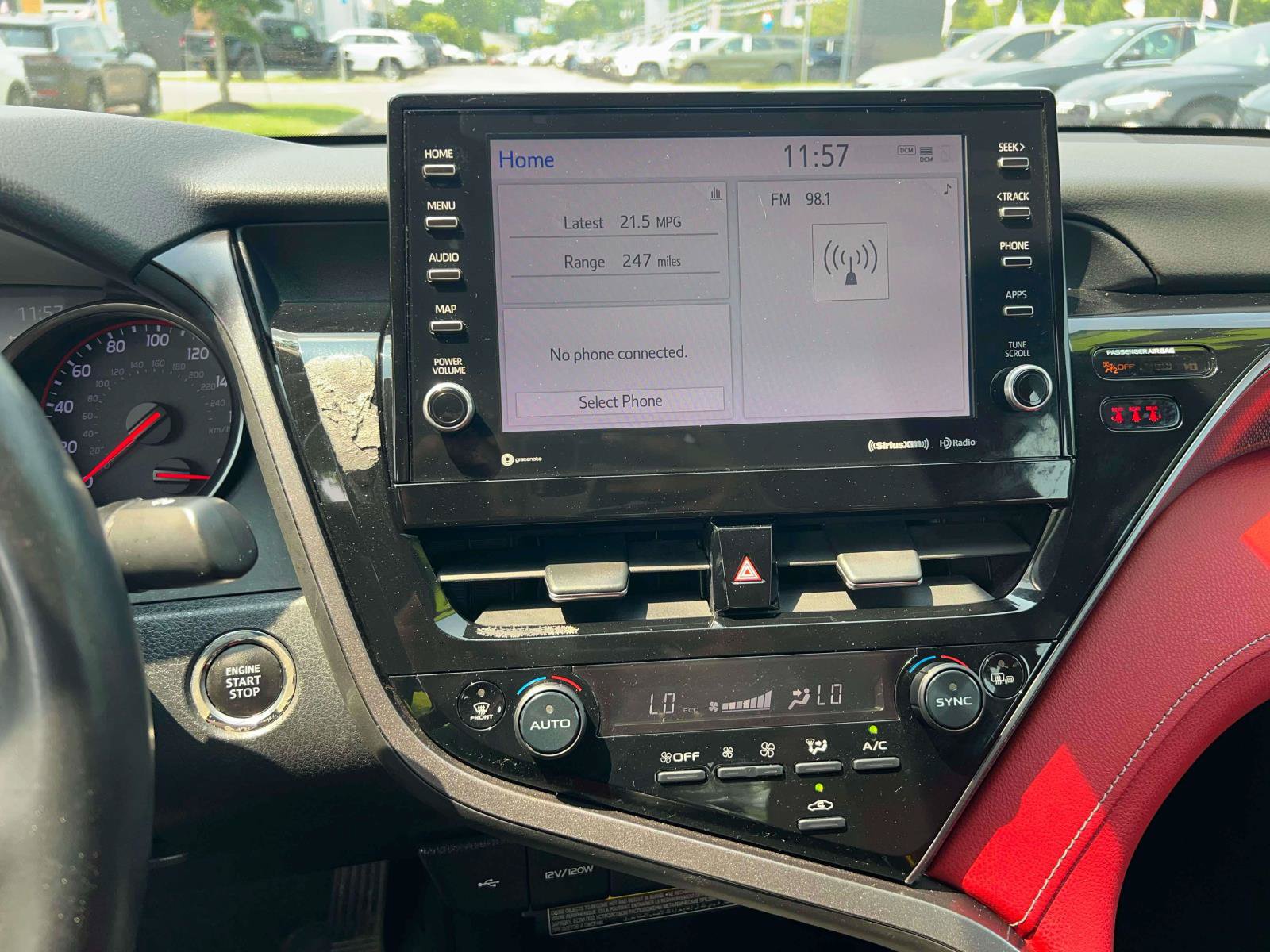 Used 2021 Toyota Camry XSE AWD/4WD image 17