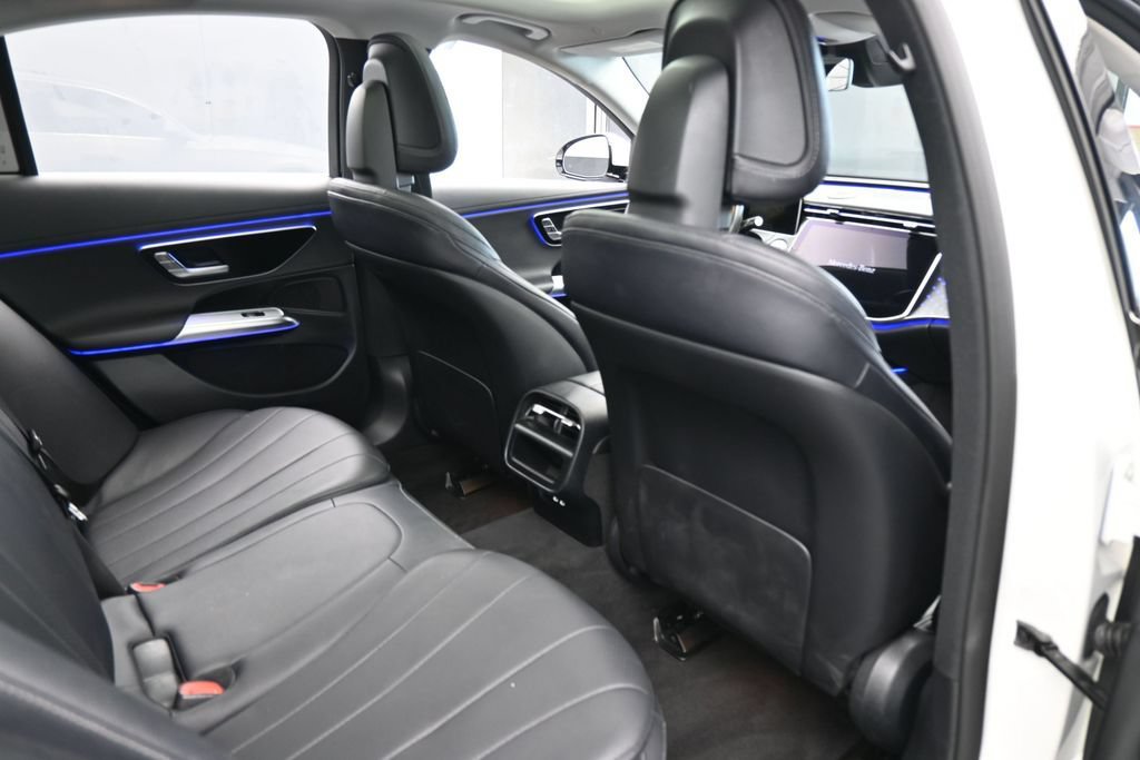 Used 2025 Mercedes-Benz E 350 Sedan image 48