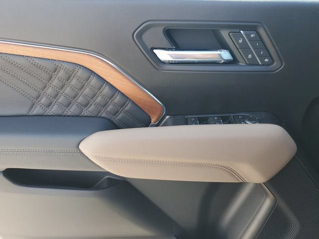 New 2026 GMC Canyon Denali AWD/4WD image 17