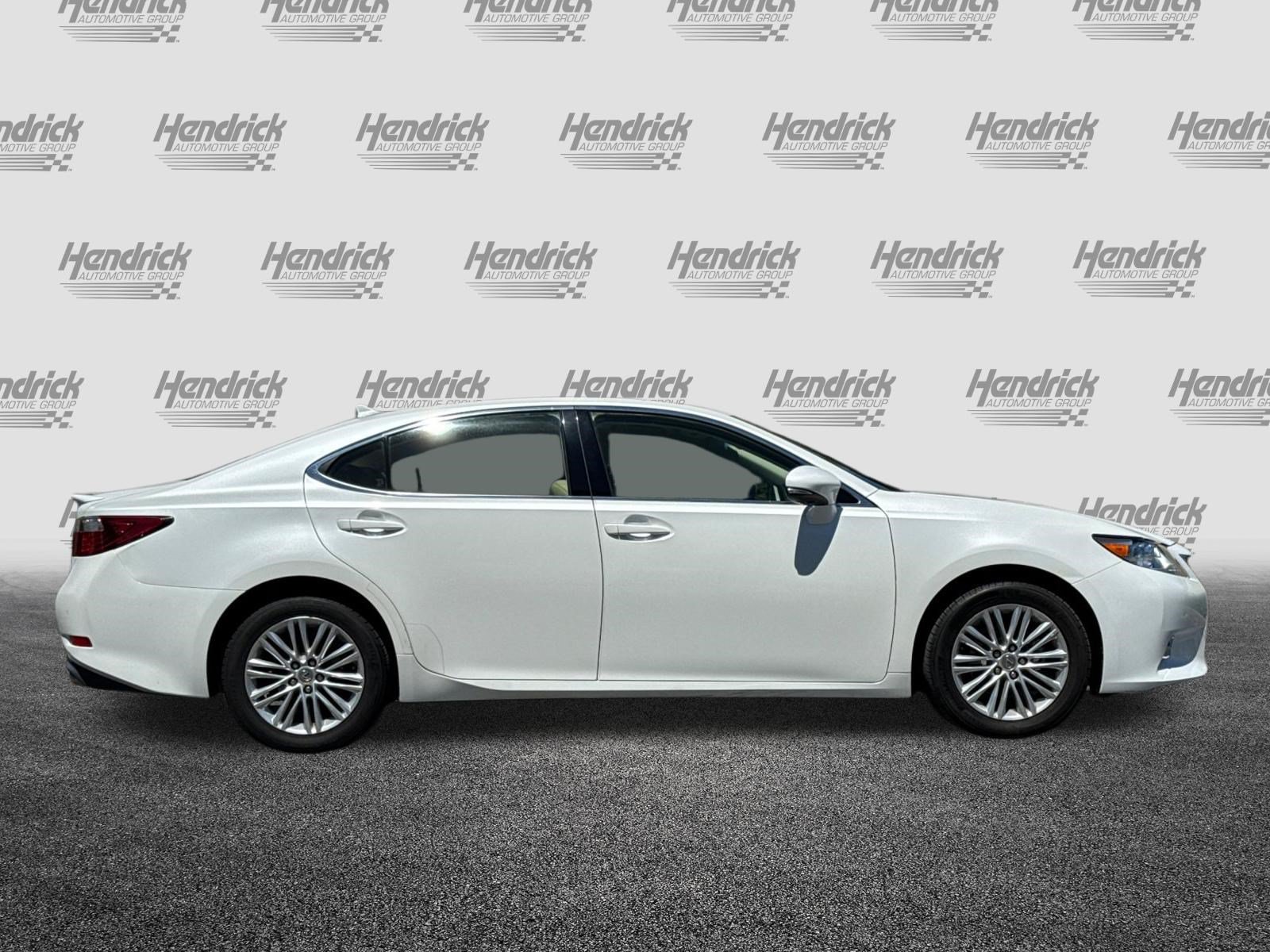 Used 2013 Lexus ES 350 w/ Premium Pkg FWD image 3