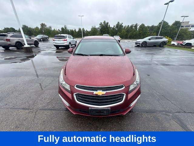 Used 2016 Chevrolet Cruze LT FWD image 2