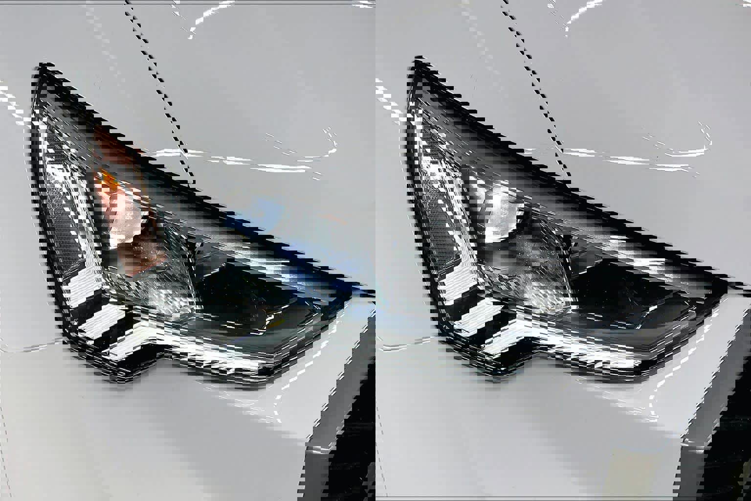 Certified 2025 Audi Q3 2.0T Premium image 30