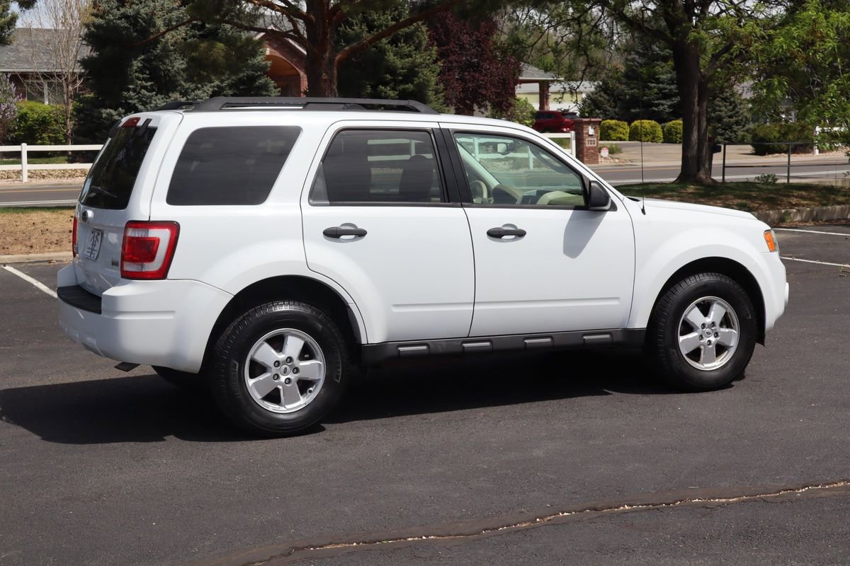Used 2012 Ford Escape XLT AWD/4WD image 4