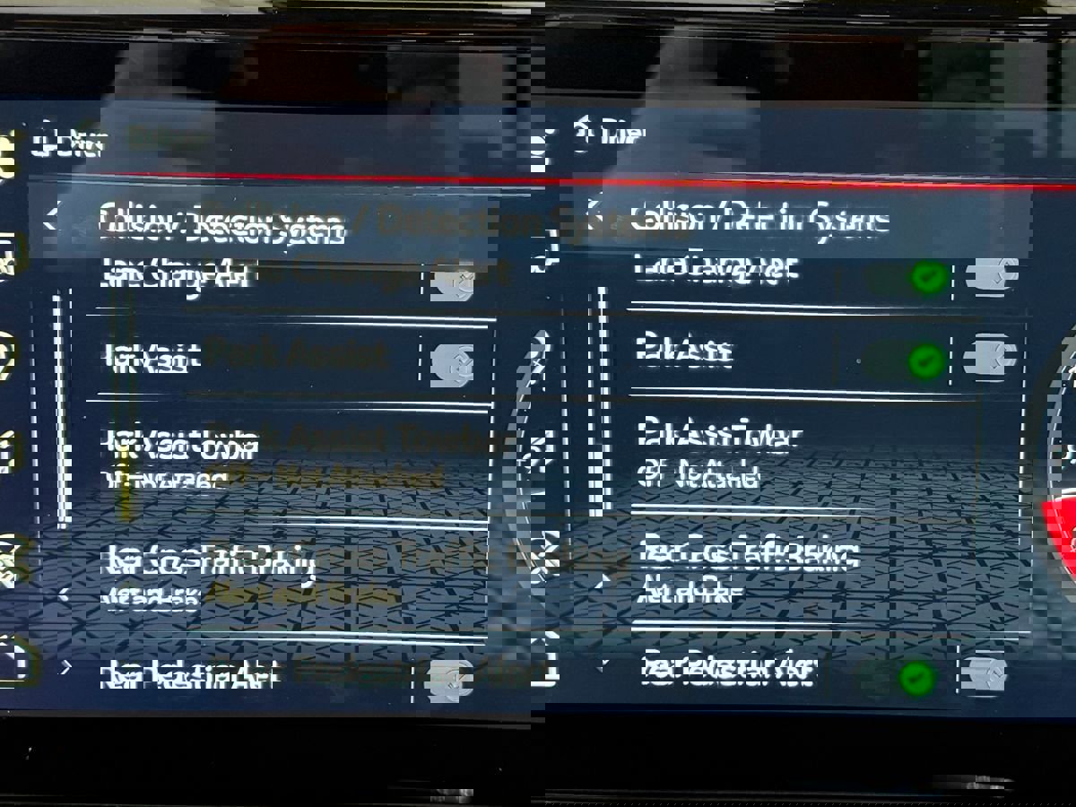 Used 2022 GMC Sierra 1500 AT4 image 29