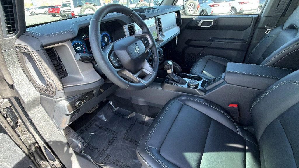 New 2026 Ford Bronco Outer Banks image 10