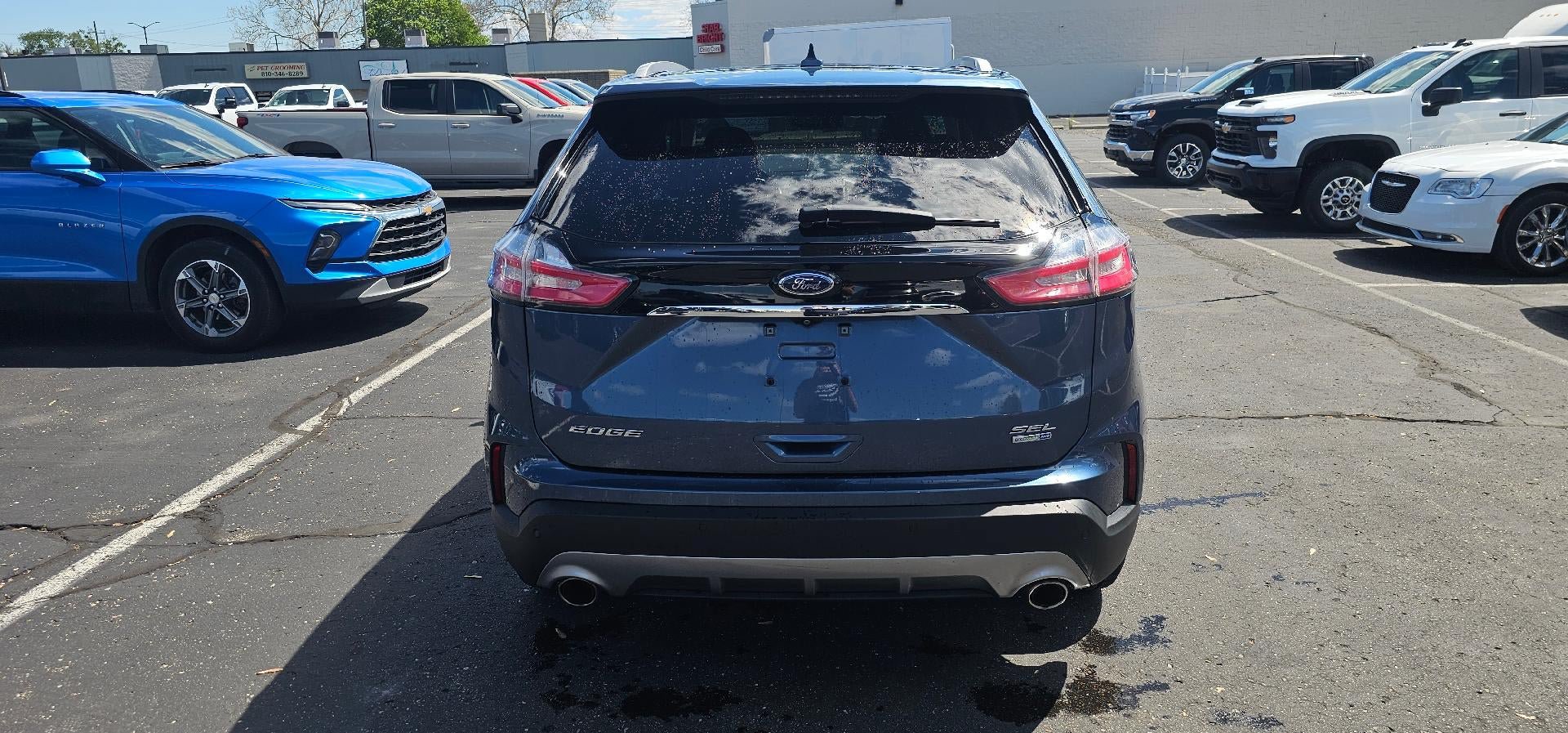 Used 2019 Ford Edge SEL w/ Equipment Group 201A AWD/4WD image 6