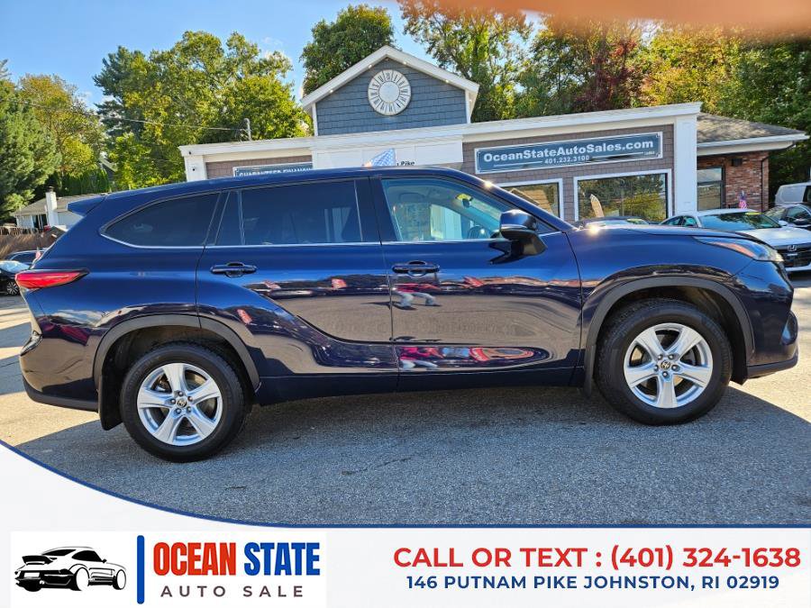 Used 2021 Toyota Highlander L image 6