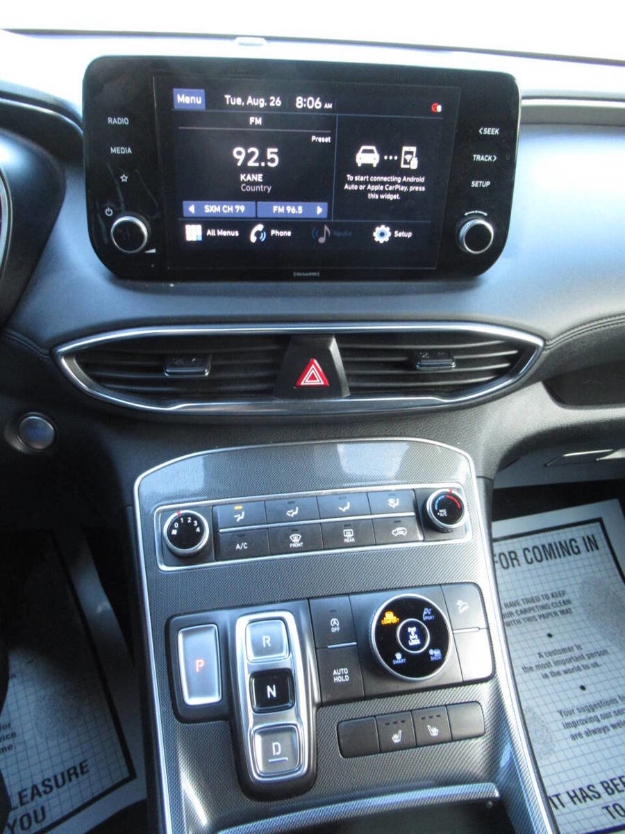 Used 2022 Hyundai Santa Fe SEL w/ Cargo Package image 15