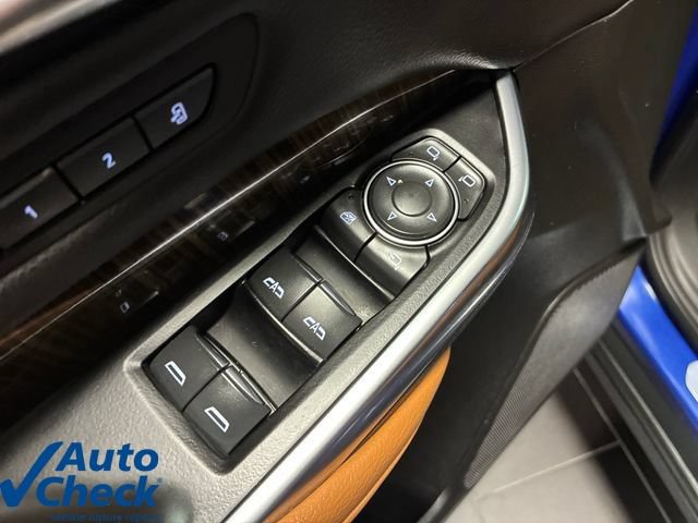 Used 2022 Cadillac XT4 Premium Luxury w/ Technology Package AWD/4WD image 12