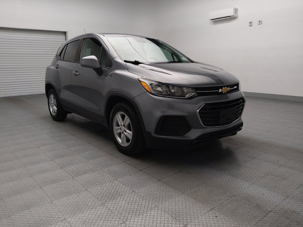 Used 2020 Chevrolet Trax LS w/ Tint and Cruise Package image 13