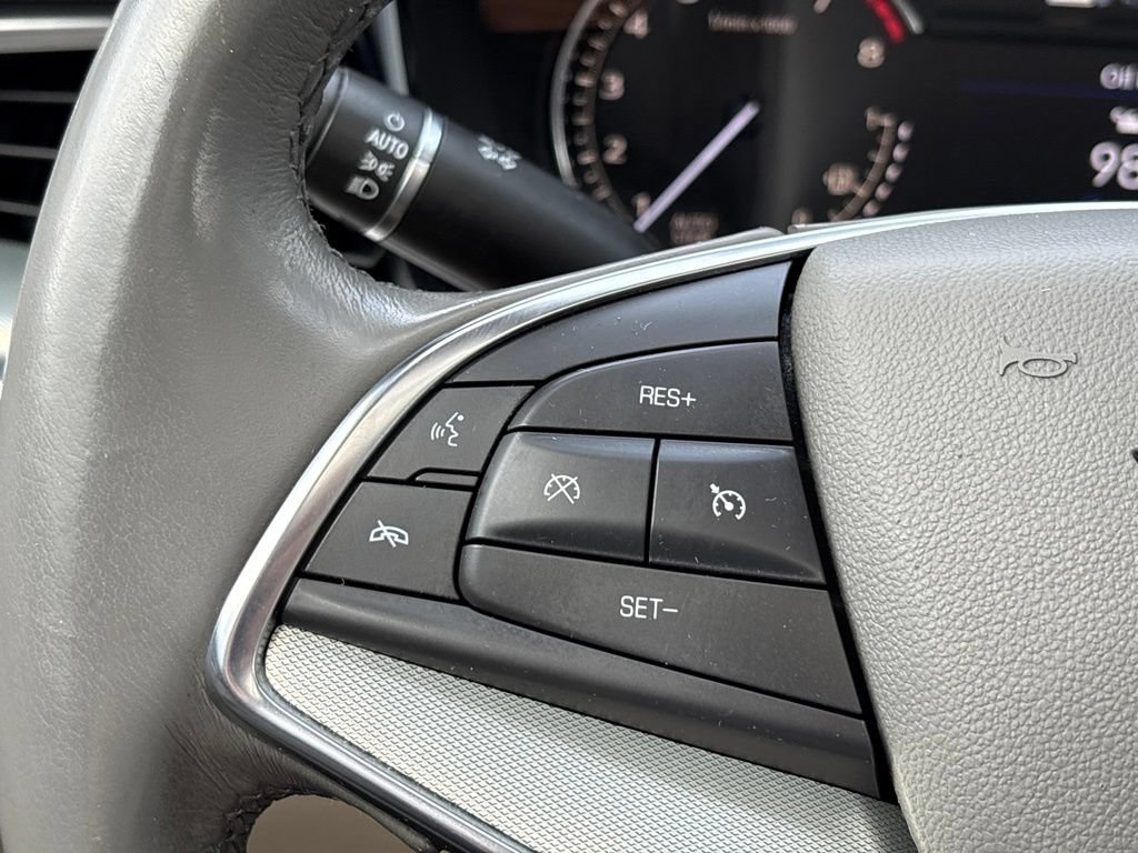 Used 2021 Cadillac XT5 Premium Luxury w/ LPO, Premium Carpet Package AWD/4WD image 21