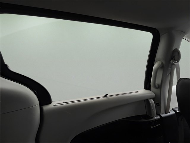 Used 2024 Chrysler Pacifica Touring-L image 60