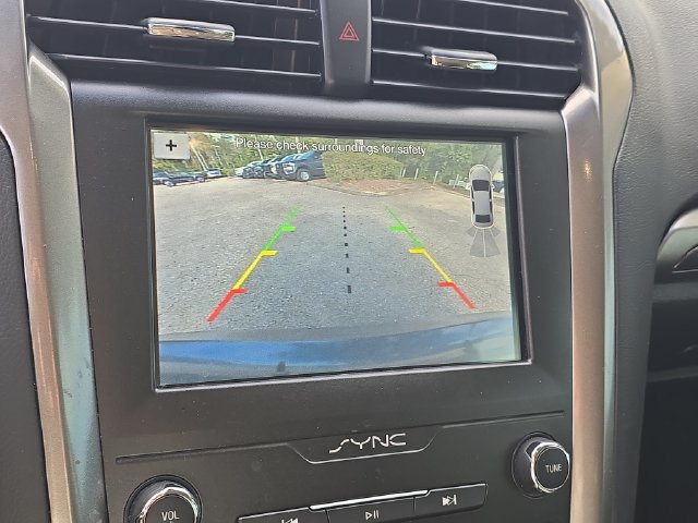 Used 2019 Ford Fusion SEL FWD image 24