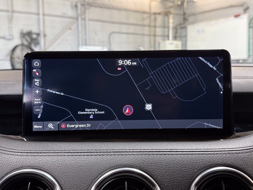 Used 2022 Kia Stinger GT-Line RWD image 16
